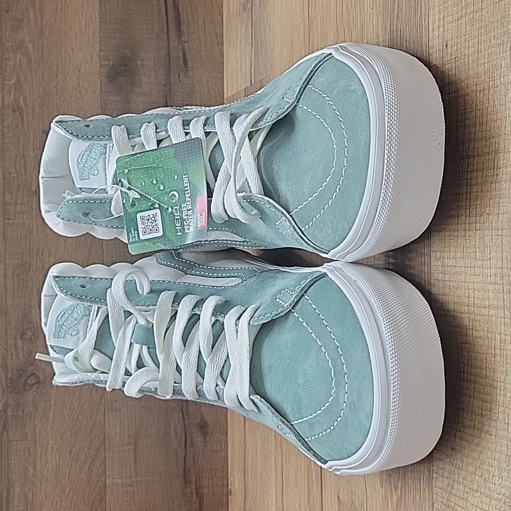 Van's SK8-Hi Brand new in the box - Picture 10 of 16